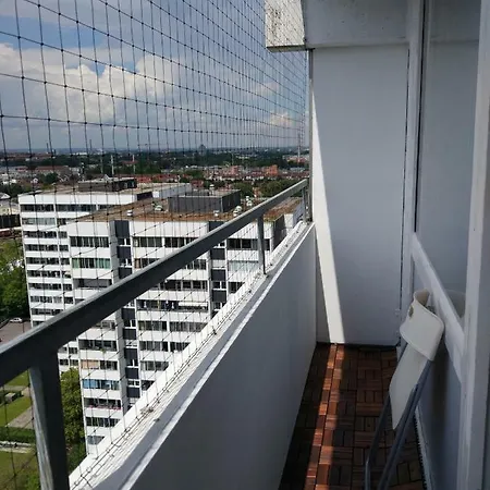 Hausburg Studio. View * אוגסבורג